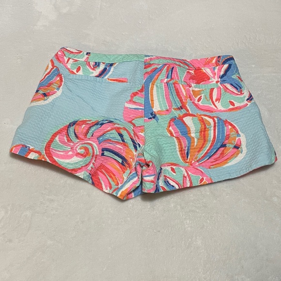 Lilly Pulitzer Pastel Adie Patterned Shorts Sz 2 - Picture 2 of 9